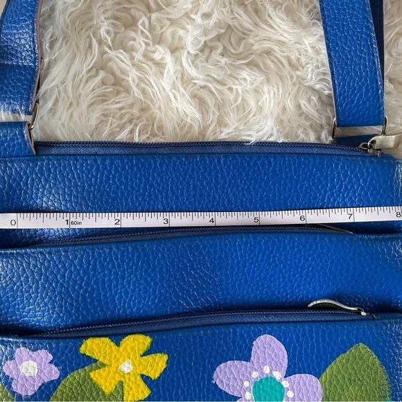 Hand Painted Blue 60’s Inspired Flower Purse or Crossbody Faux Leather Bag, - Picture 4 of 5